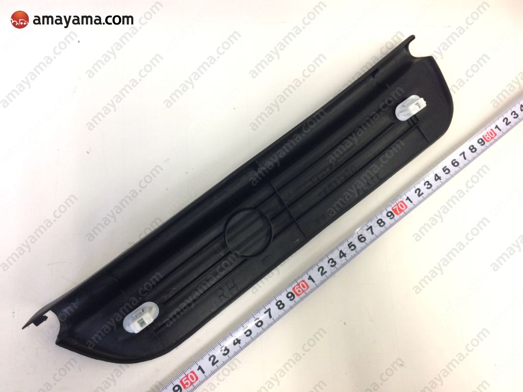 Buy Genuine Mitsubishi MR748405 Scuff Plate,rr Rh. Prices, fast shipping,  photos, weight - Amayama