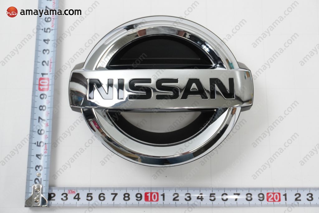 Emblem & name label (body) for Nissan Teana J32, 2 generation