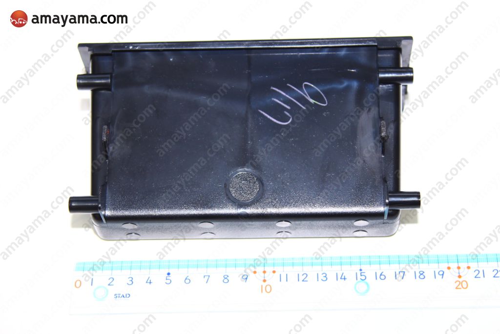 Instrument panel & glove compartment for Toyota Land Cruiser 60, 7 